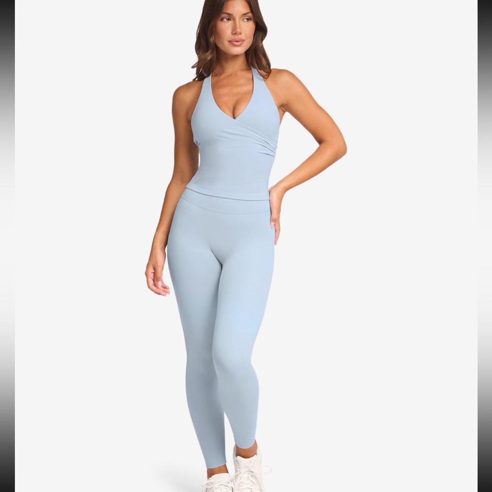 CSB form invisible scrunch leggings in dusty blue